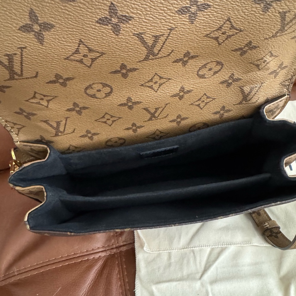 Like New - Louis Vuitton Pochette Métis MM – Reverse Monogram - Picture 5 of 5
